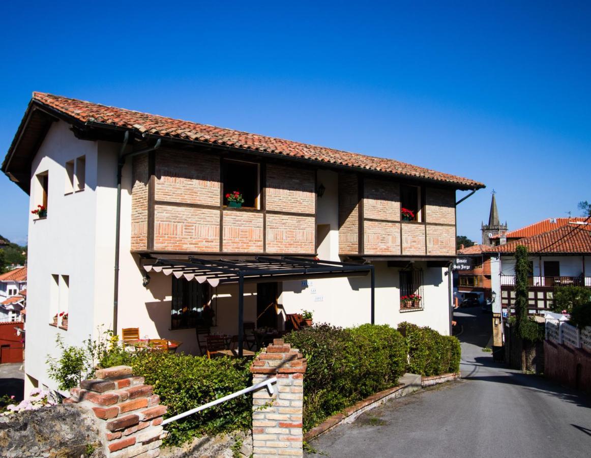 Pasaje San Jorge Hotel Comillas Exterior photo